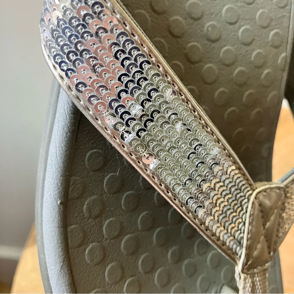 Vionic | Tide 2.0 Pewter Metallic Sequin Toe Post Flip Flop Sandal